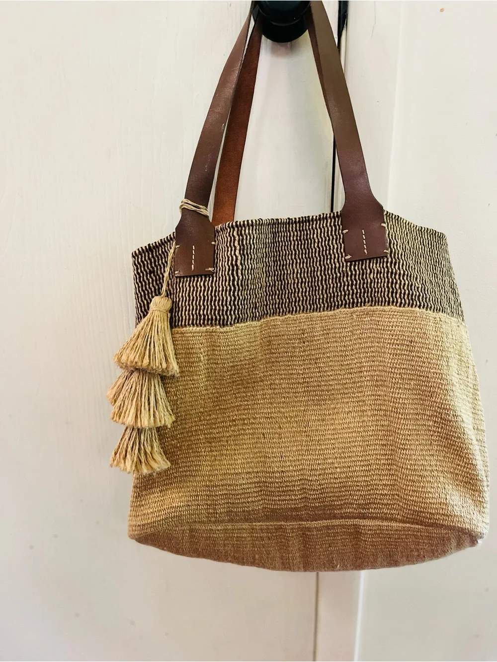 J. Jill Jute Leather Woven Straw Beachy Boho Resort Tassel Tote Bag